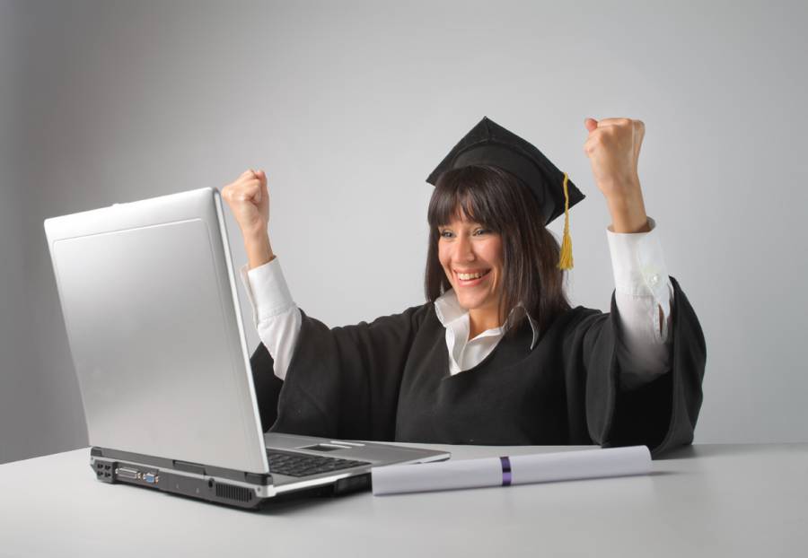 The Benefits Of Getting A Degree Online