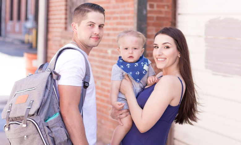 5 Reasons Traveling Parents Should Buy A Diaper Backpack