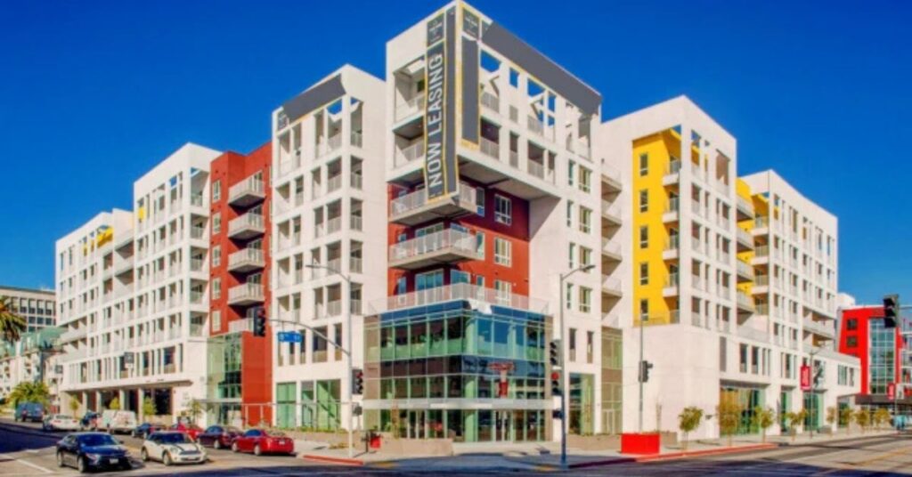 Koreatown Apt
